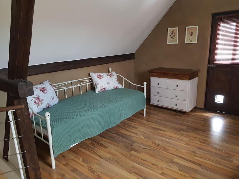 Romantisches Rosencottage Hofheim in Unterfranken Εξωτερικό φωτογραφία